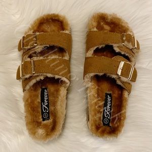 NIB Tan Faux Fur Lined Slides | Cozy Fuzzy Sandals | Forever | Women’s Sizes 5–8